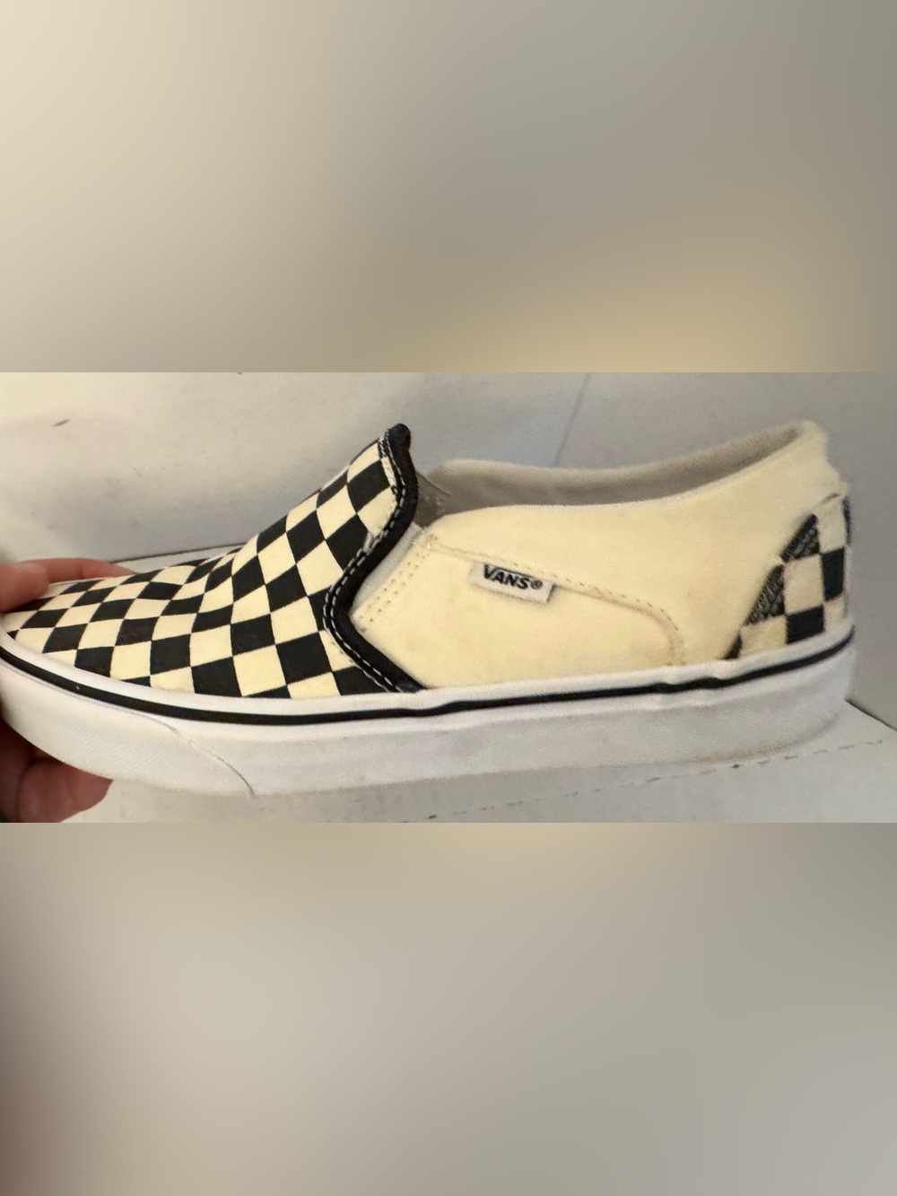 Vans Classic Slip-On Black & Cream Checkerboard Sneakers Size [SIZE 8 women-] - Picture 5 of 9